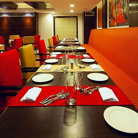 The Golden Plaza Hotel Panchkula Luaran gambar