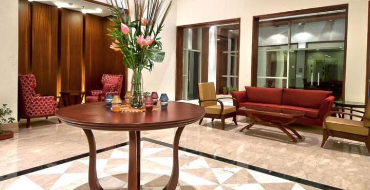 The Golden Plaza Hotel Panchkula Luaran gambar