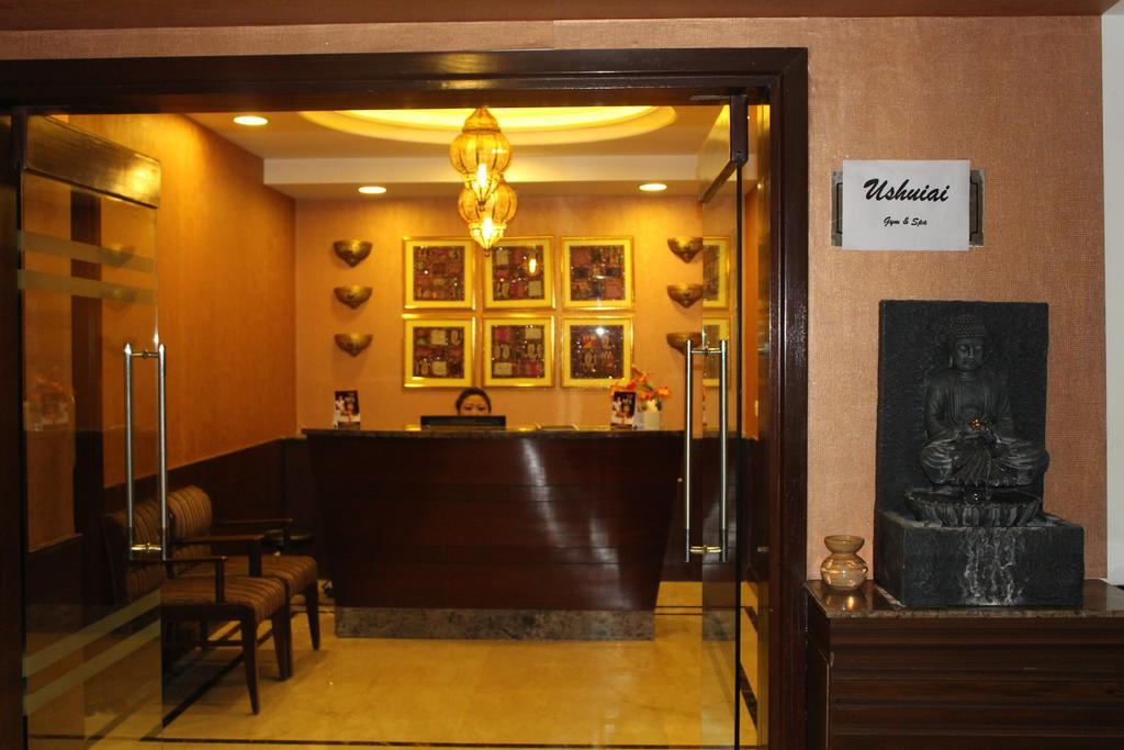 The Golden Plaza Hotel Panchkula Luaran gambar