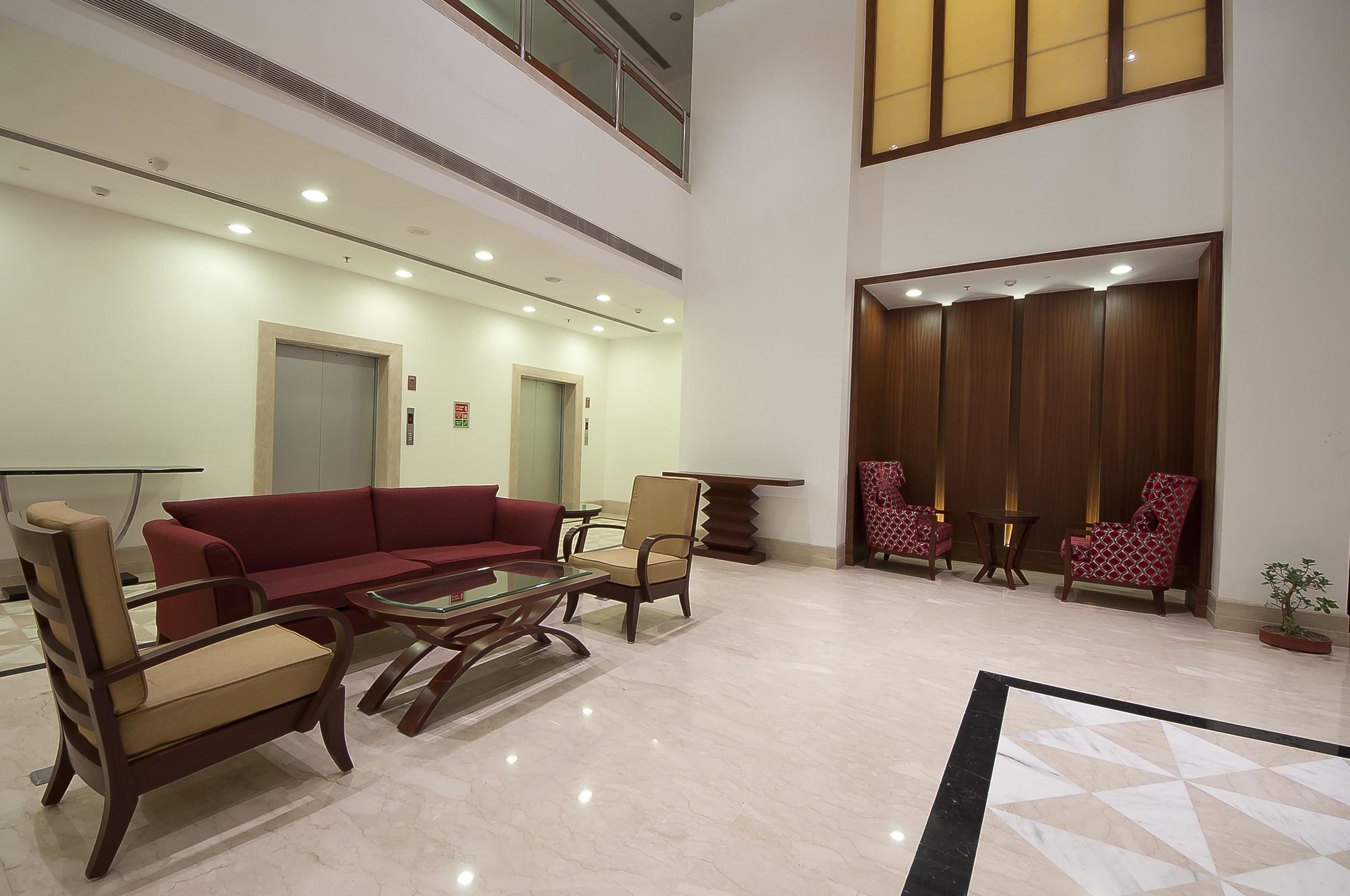 The Golden Plaza Hotel Panchkula Luaran gambar